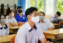 Học sinh Quảng Trị xét nghiệm SARS-CoV-2 trước kỳ thi tốt nghiệp THPT hoc-sinh-quang-tri-duoc-xet-nghiem-sars-cov-2-truoc-ky-thi-tot-nghiep-thpt